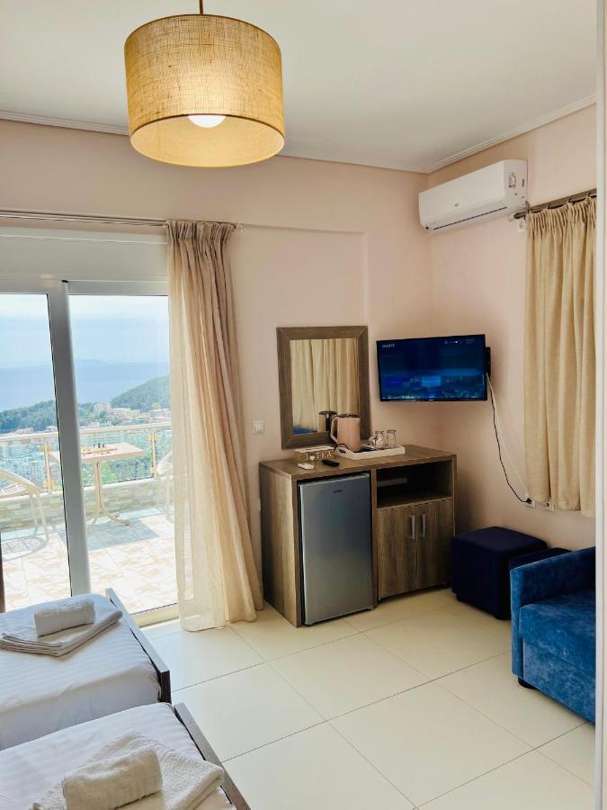 Mistral Inn Himare Exterior foto