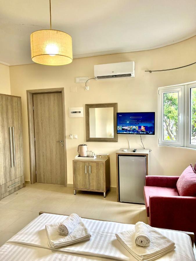 Mistral Inn Himare Exterior foto